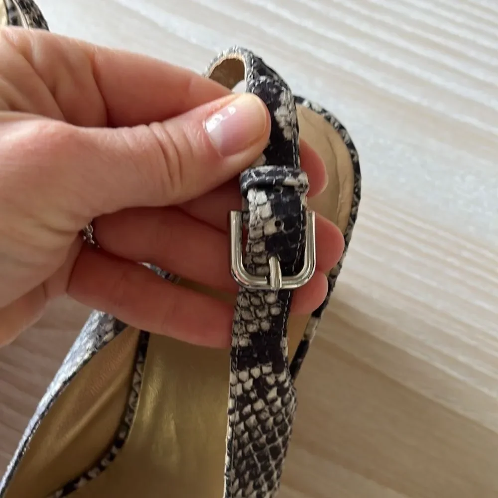 Stuart Weitzman NWOT Jean Snake-Embossed Leather Slingback Sandals size 9 - Picture 8 of 14